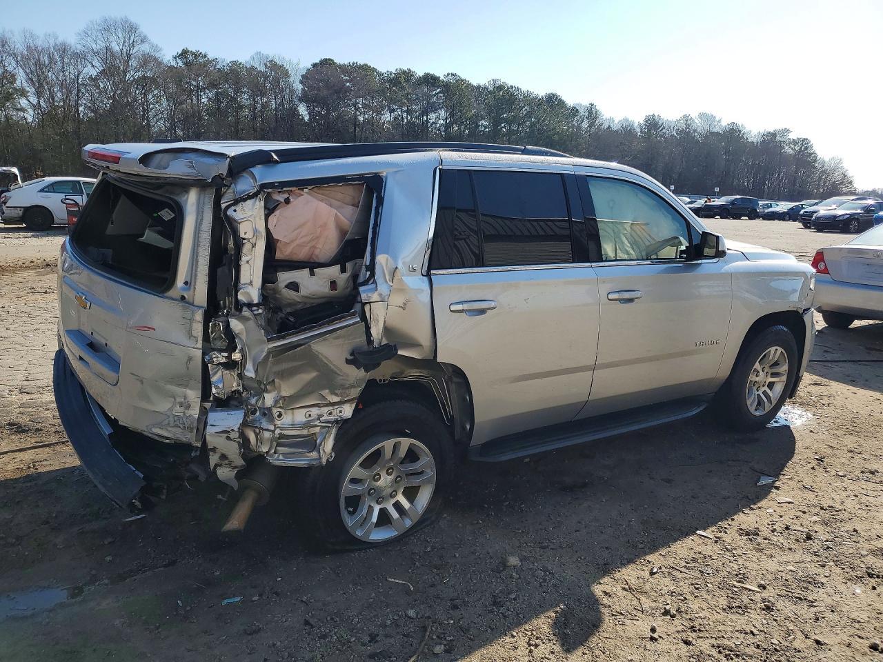 2016 CHEVROLET Tahoe