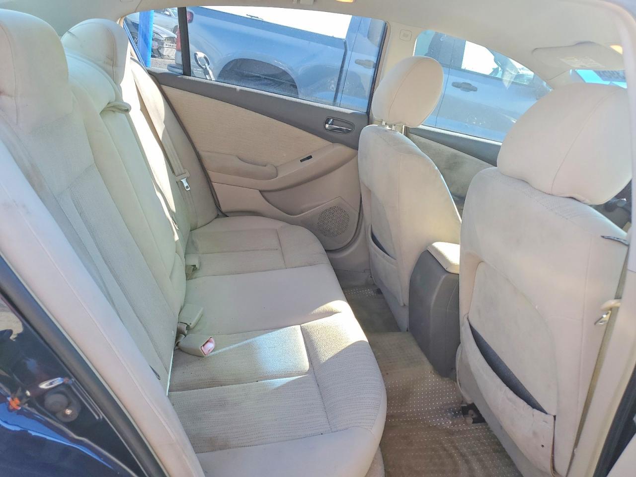2010 NISSAN ALTIMA