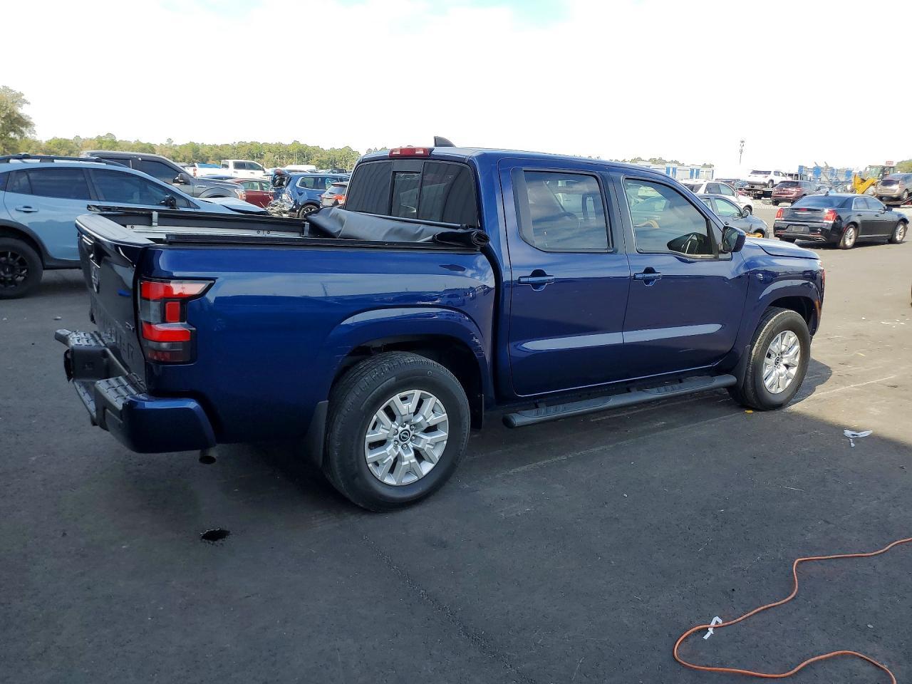 2022 NISSAN Frontier