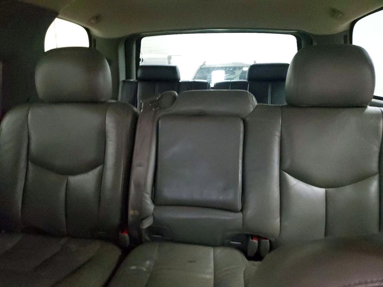 2003 CHEVROLET Tahoe