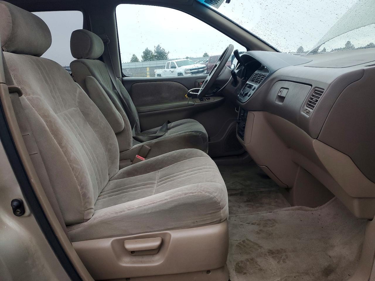 2000 TOYOTA SIENNA