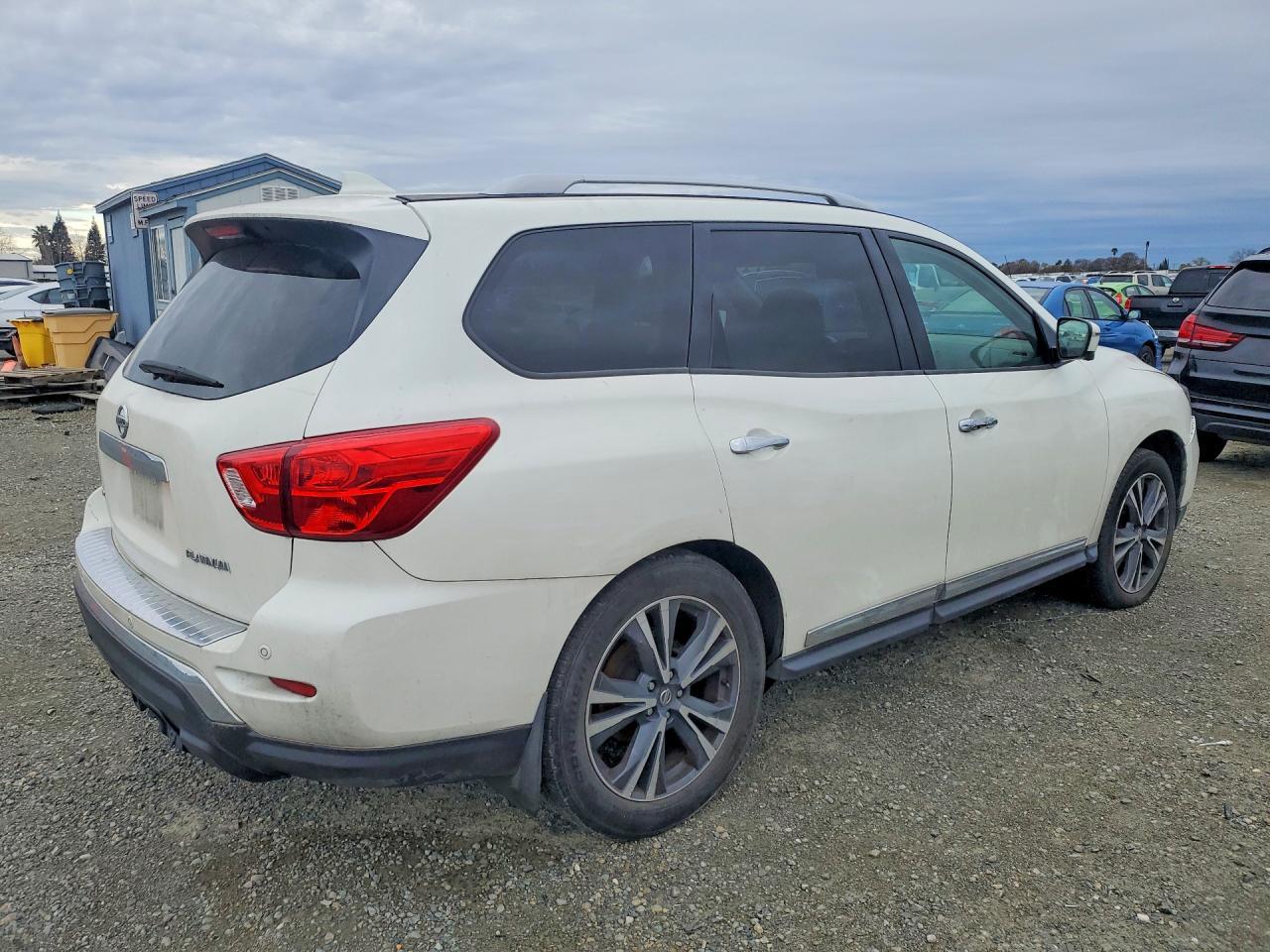 2019 NISSAN PATHFINDER