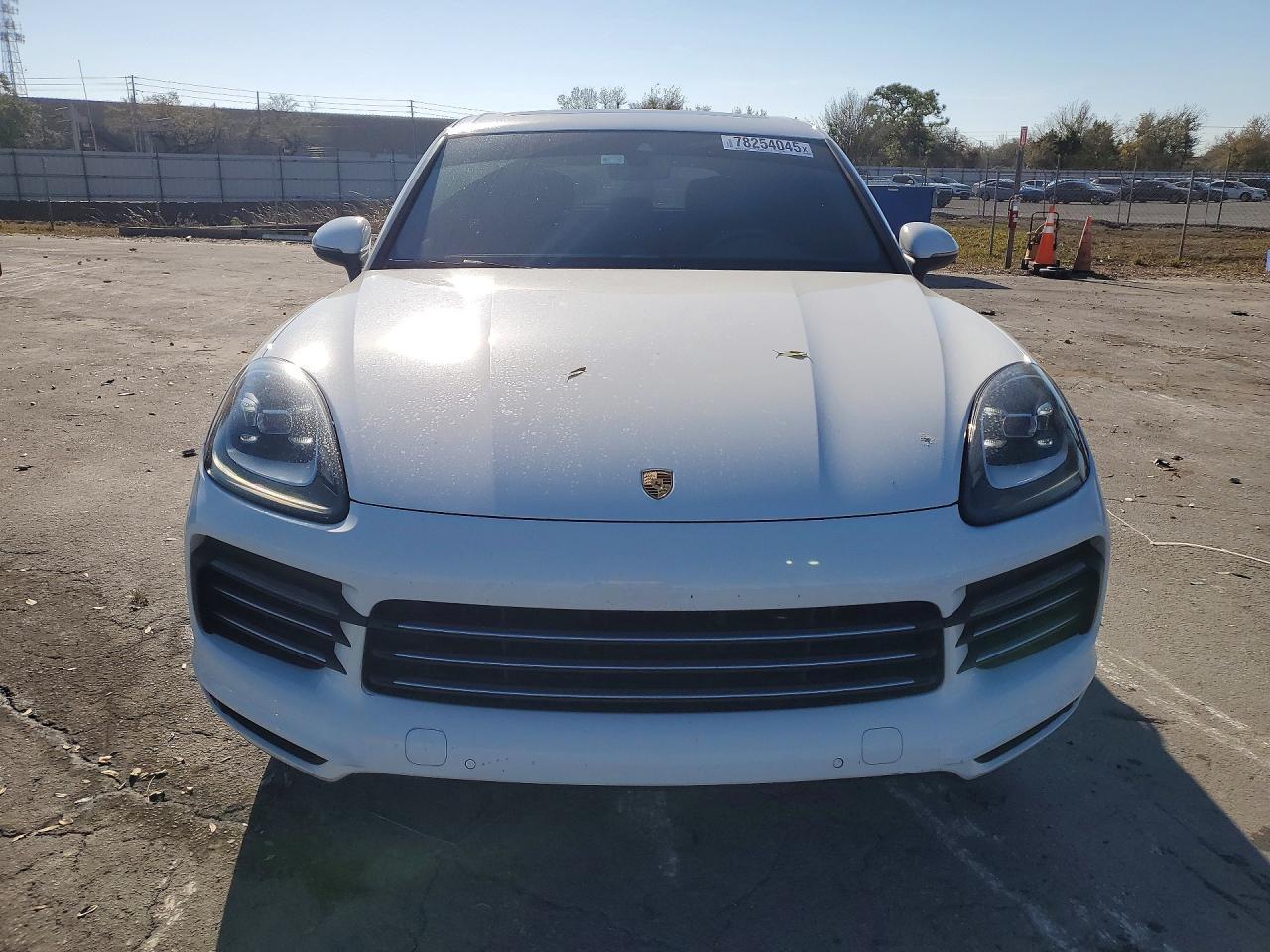 2021 PORSCHE CAYENNE
