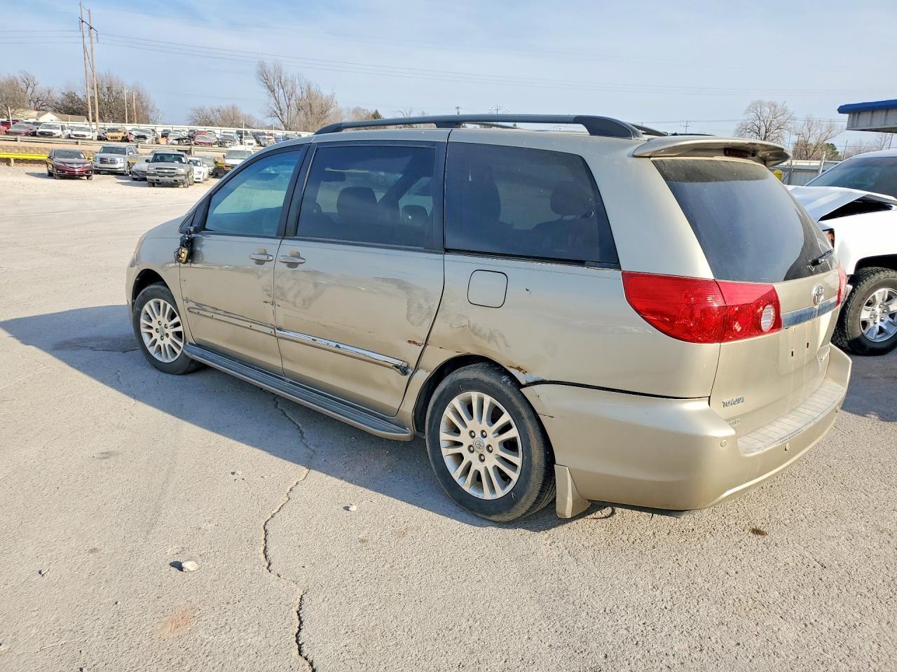 2008 TOYOTA SIENNA