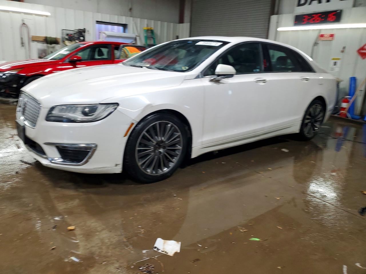 2017 LINCOLN MKZ