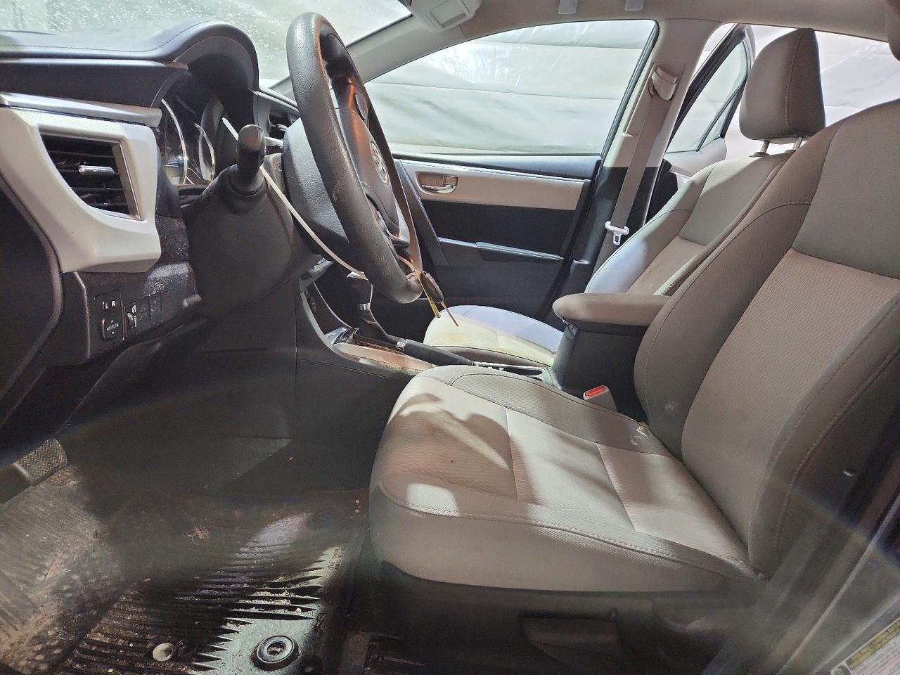2015 TOYOTA COROLLA