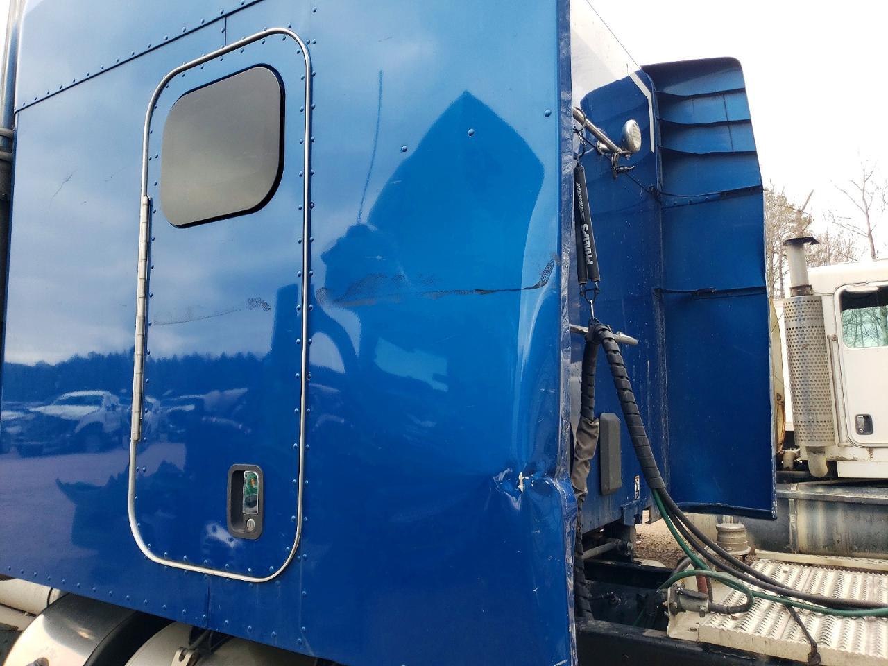 2020 PETERBILT 579