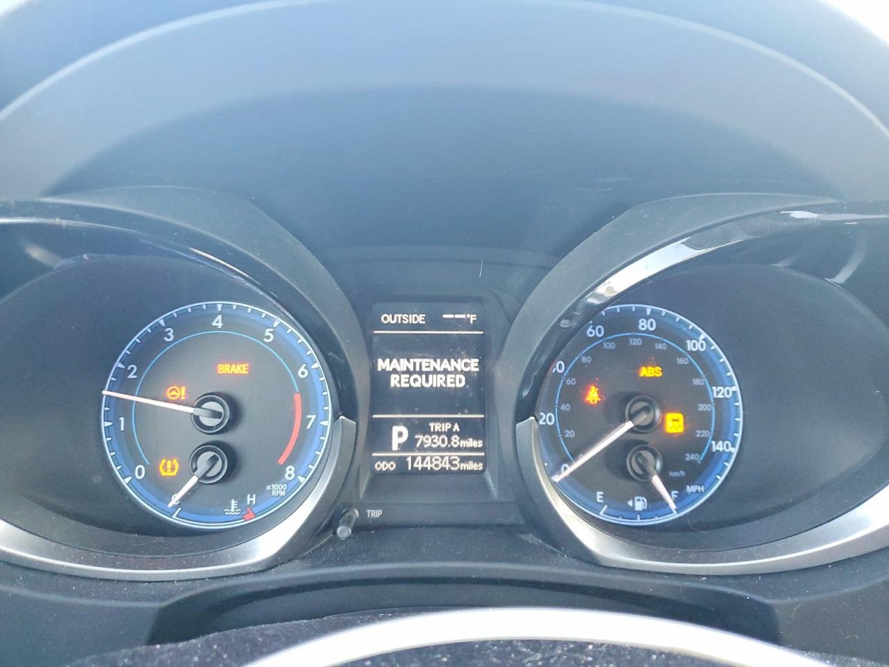 2016 TOYOTA COROLLA