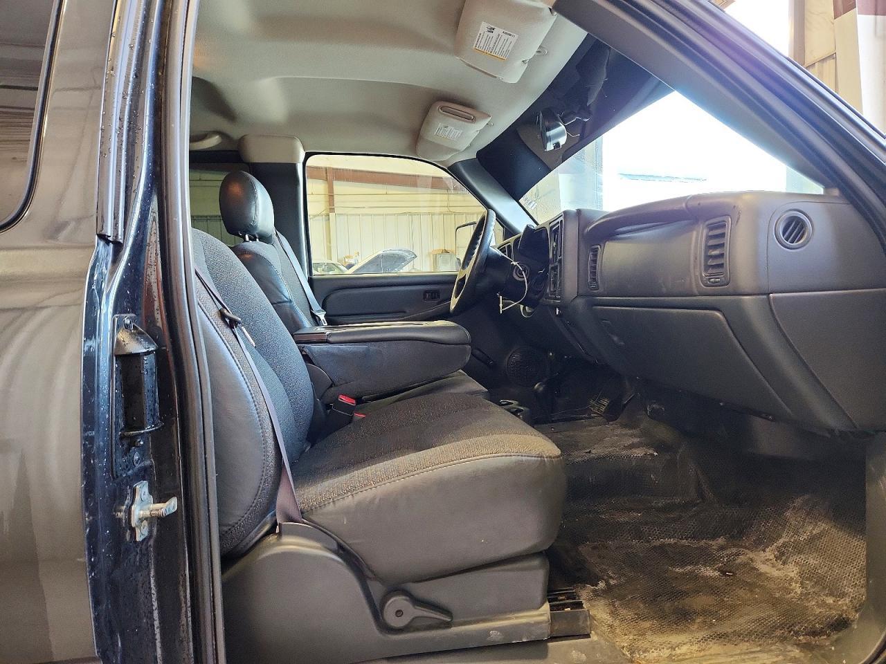 2004 CHEVROLET Silverado