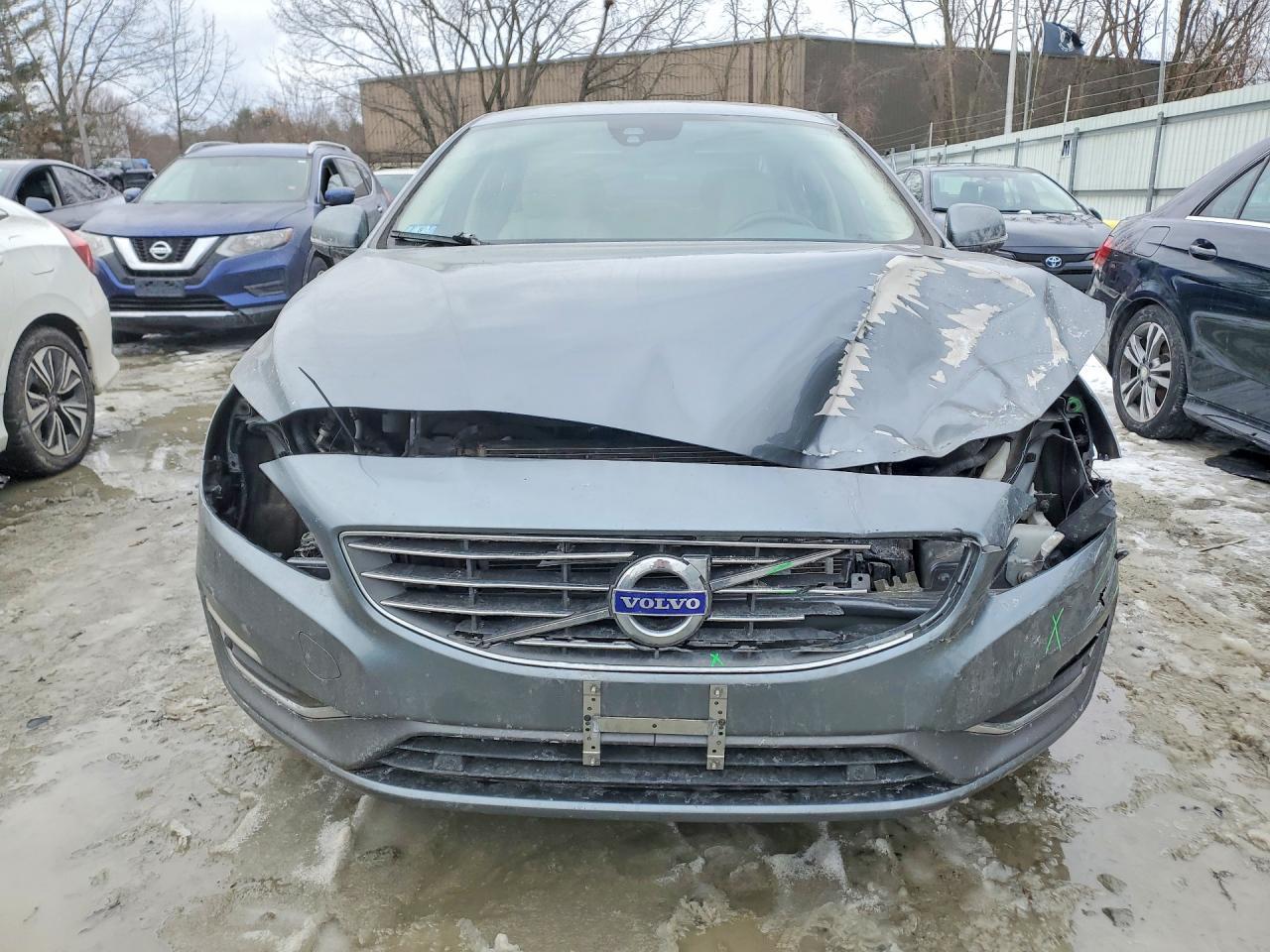 2018 VOLVO S60