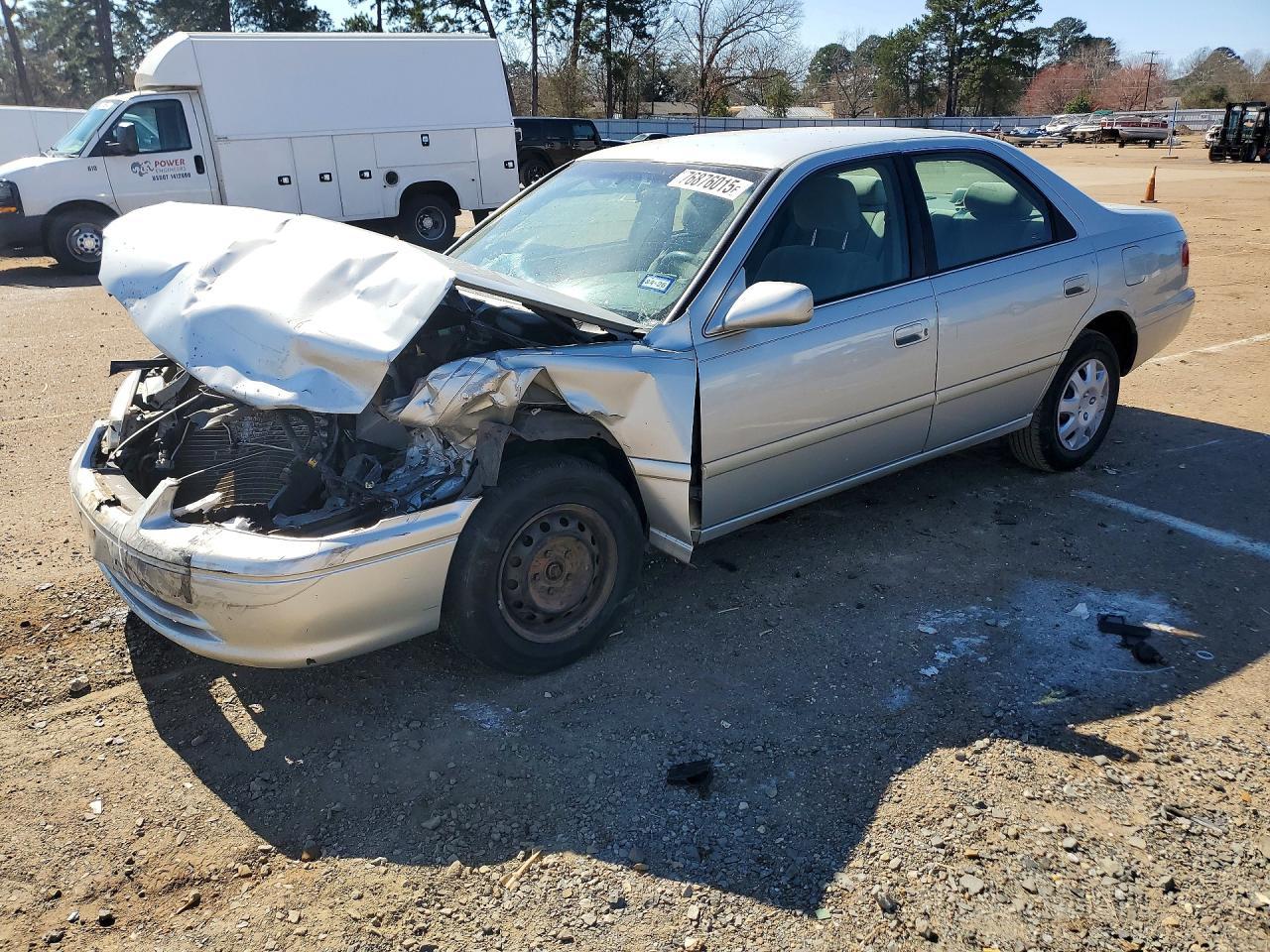 2000 TOYOTA CAMRY