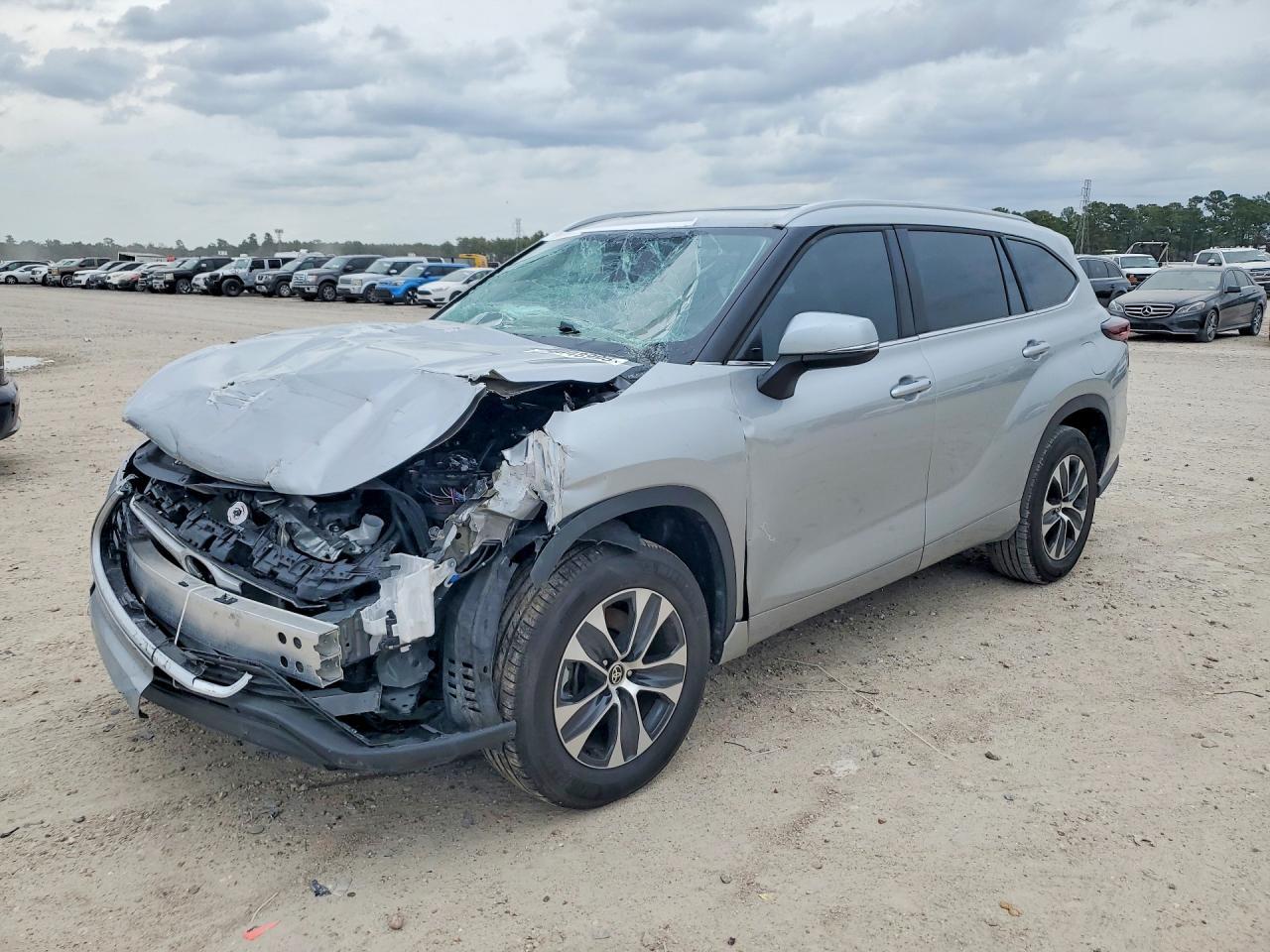 2025 TOYOTA HIGHLANDER
