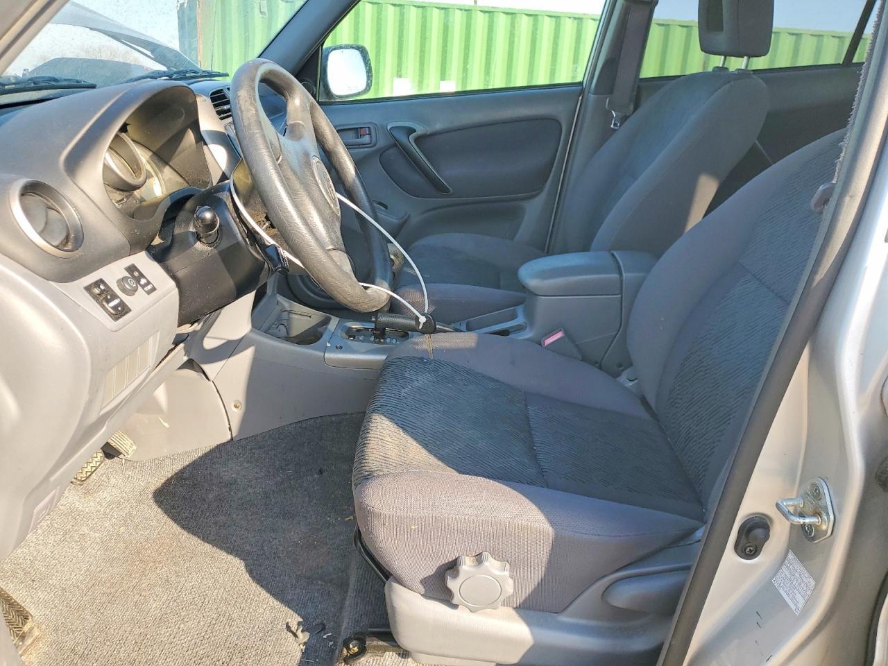 2001 TOYOTA RAV4