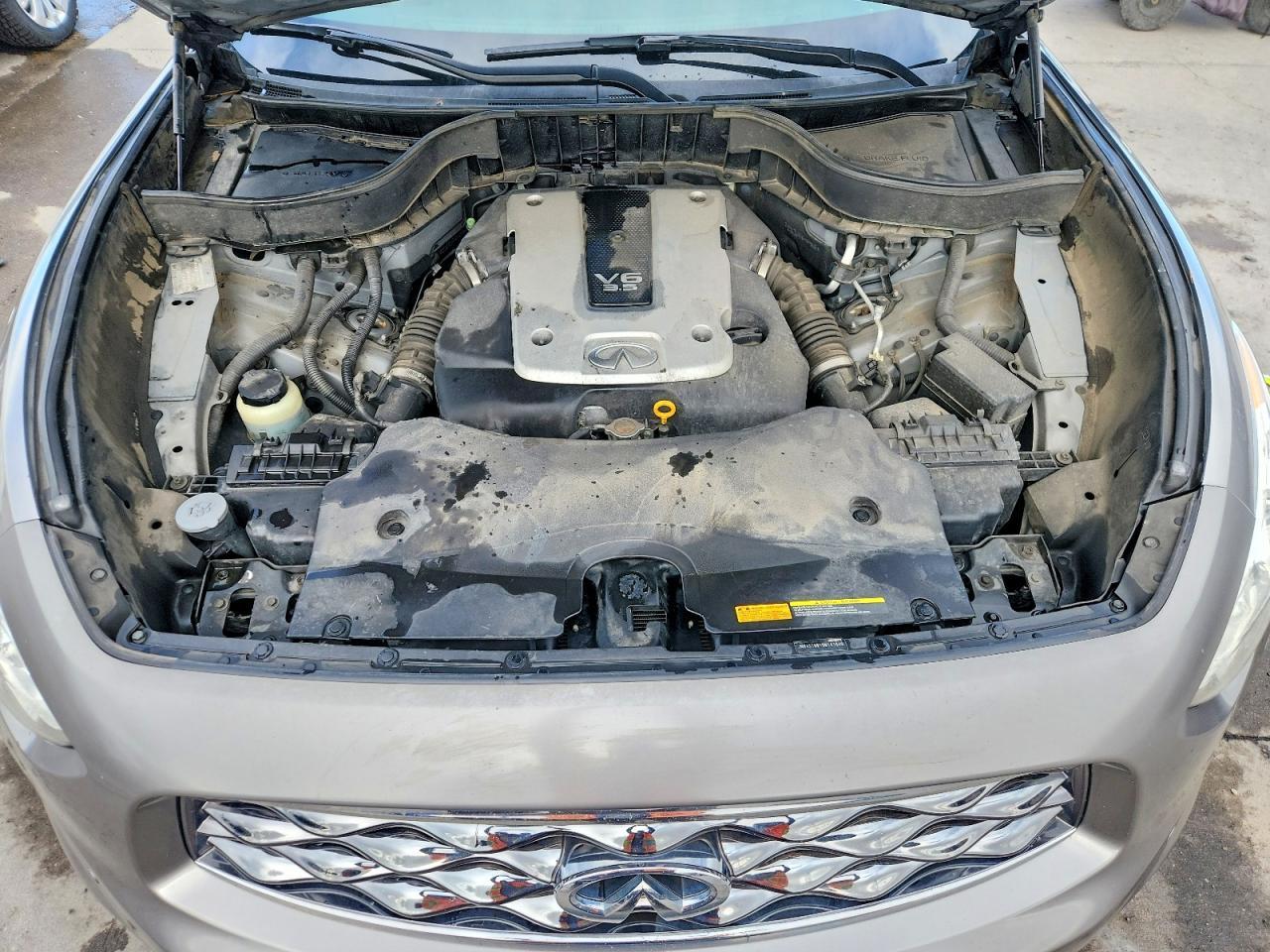 2011 INFINITI FX35