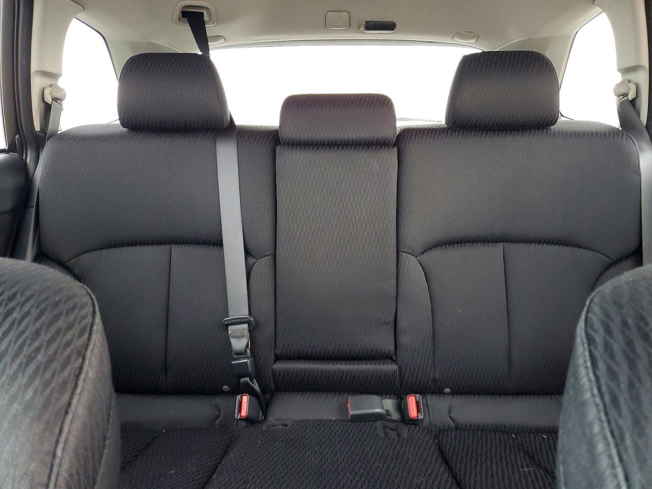 2010 SUBARU Outback