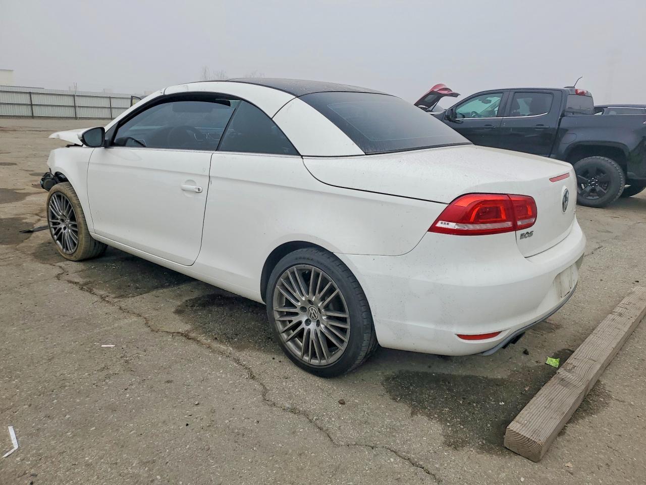 2012 VOLKSWAGEN EOS