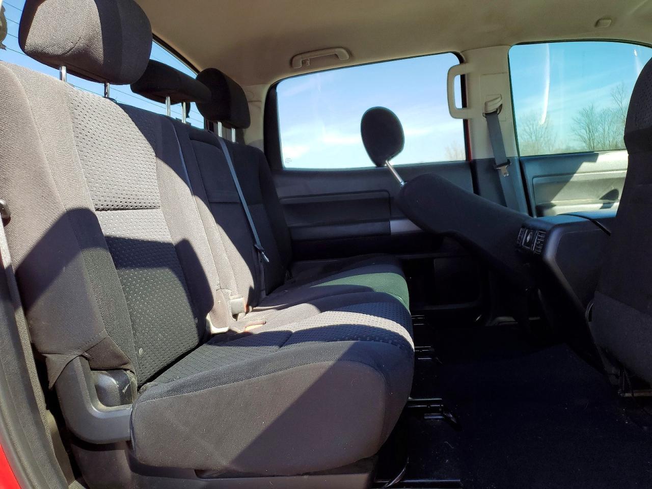 2012 TOYOTA TUNDRA
