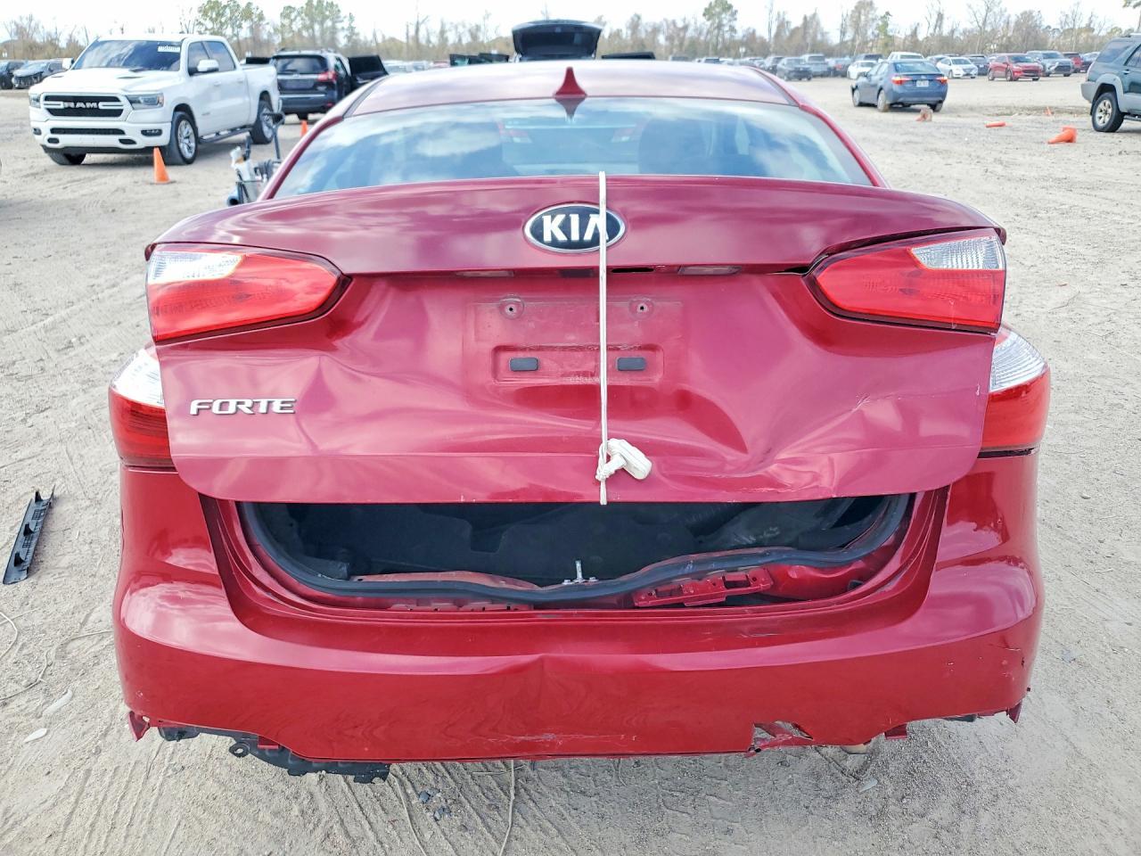 2016 KIA FORTE