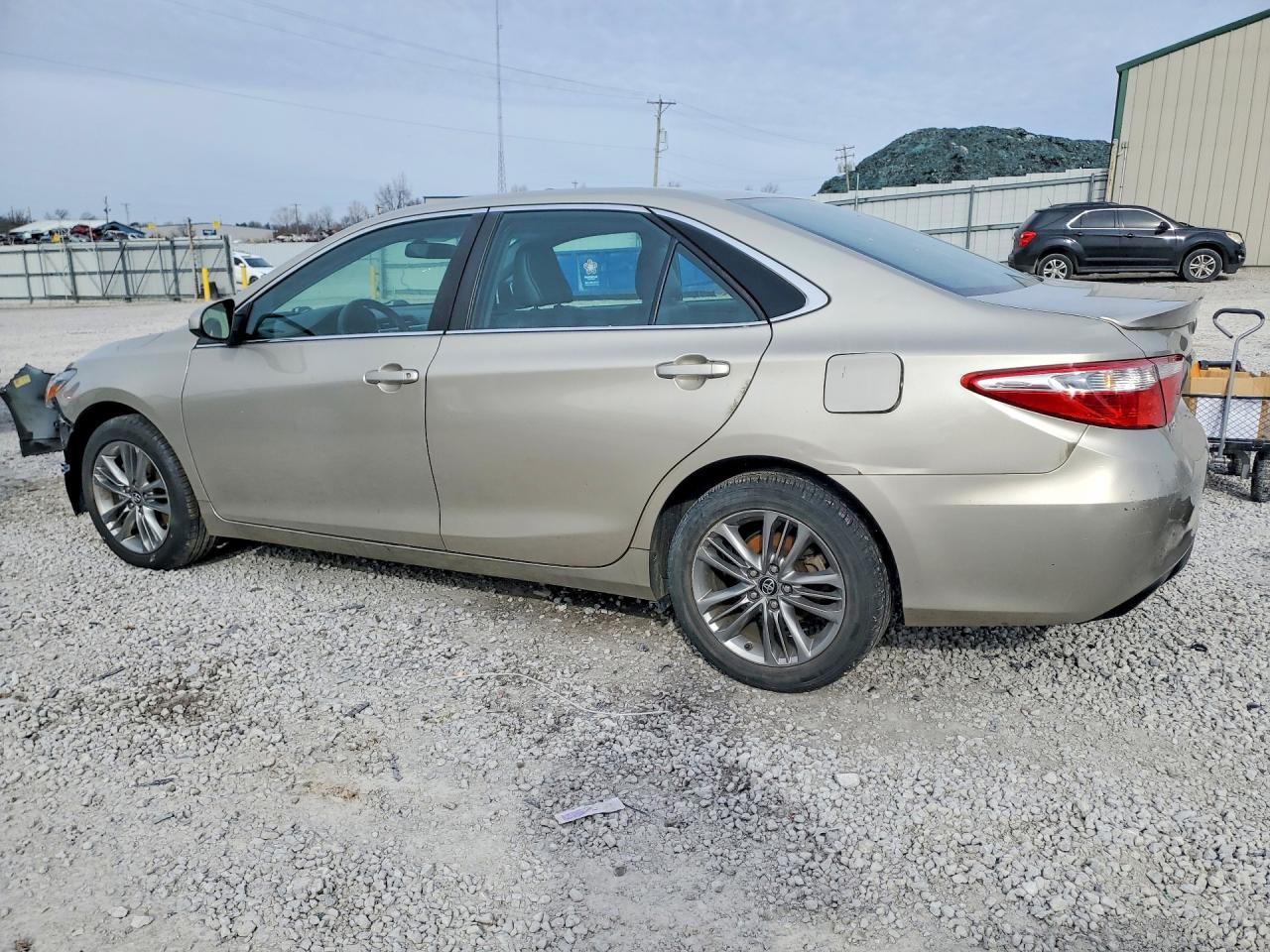 2017 TOYOTA CAMRY