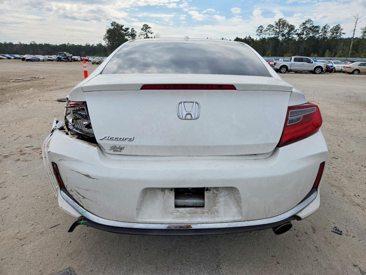 2016 HONDA ACCORD
