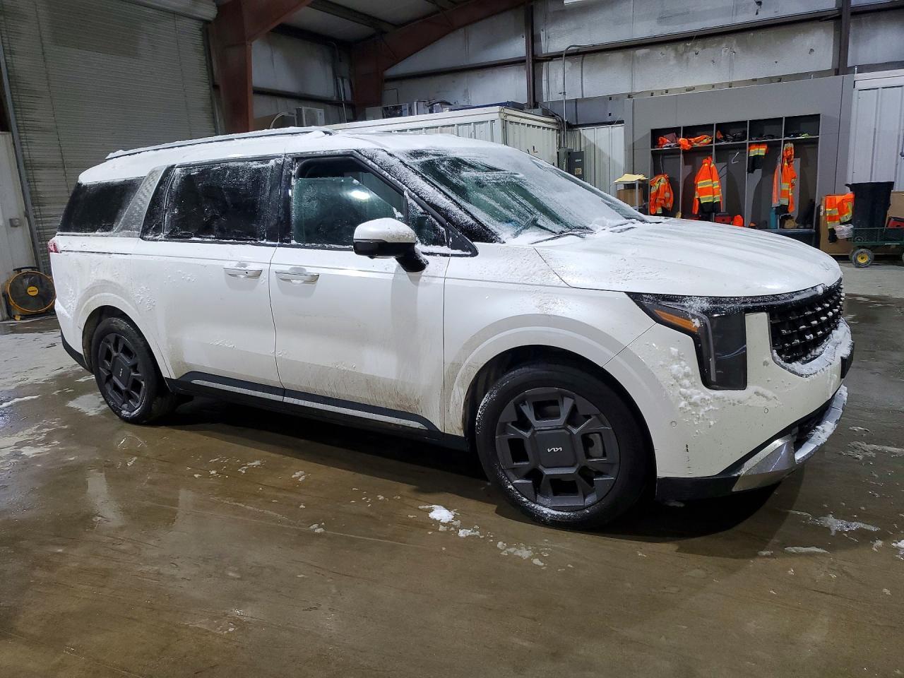 2025 KIA Carnival