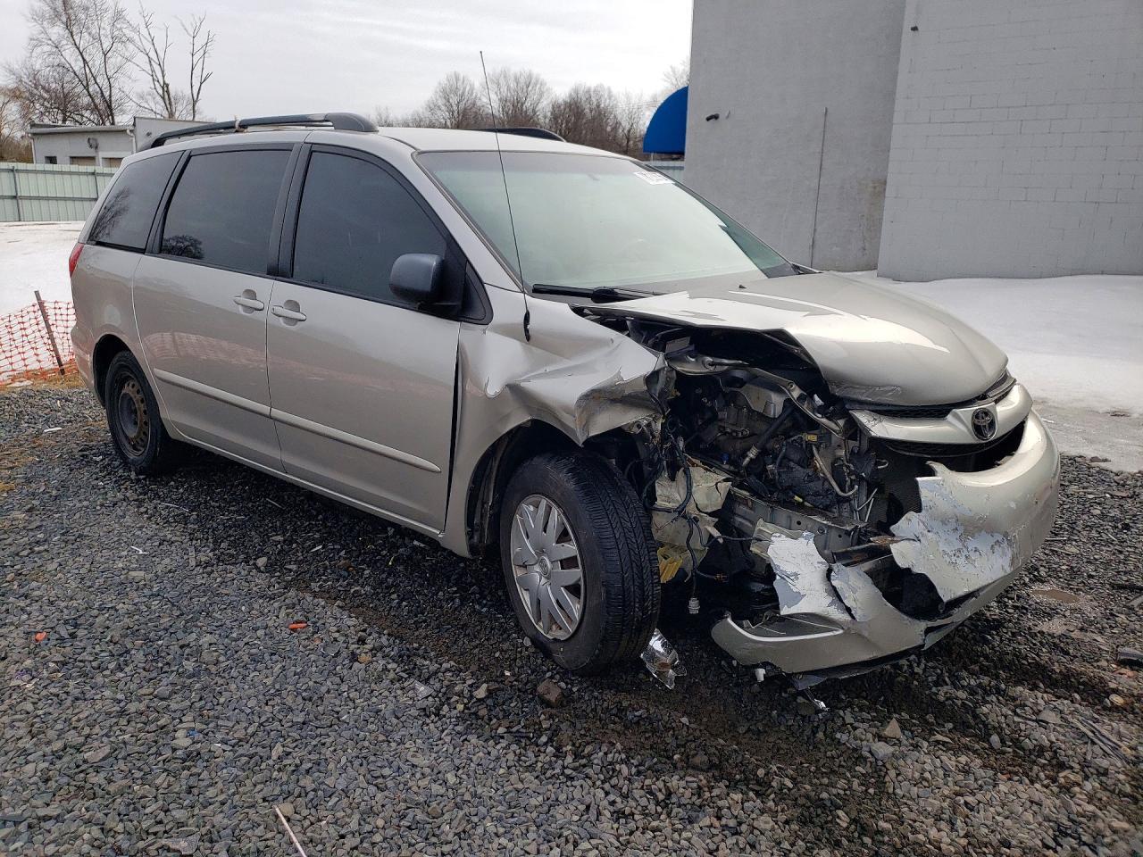 2007 TOYOTA SIENNA