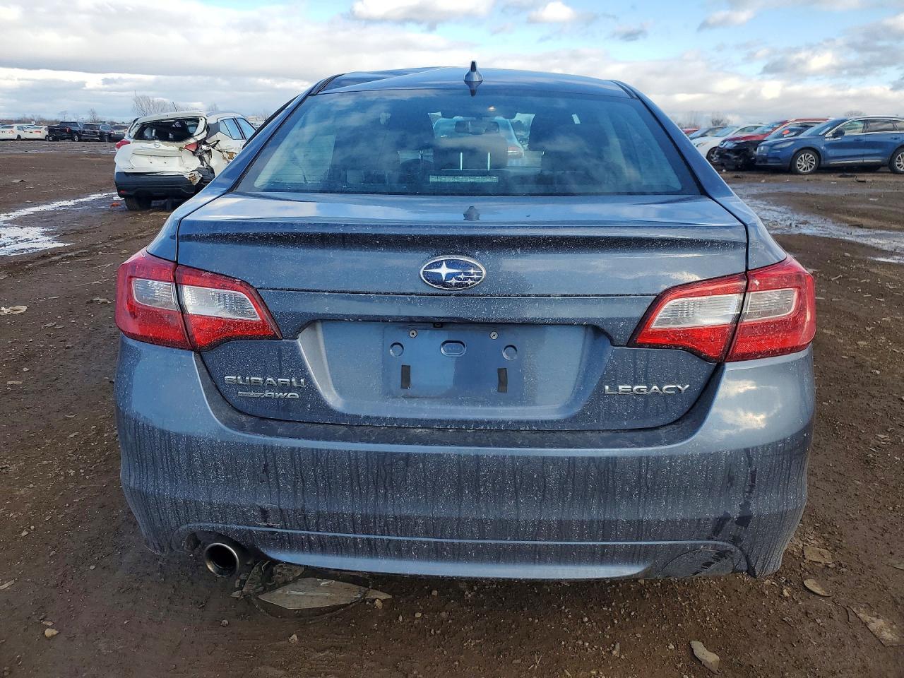 2016 SUBARU Legacy