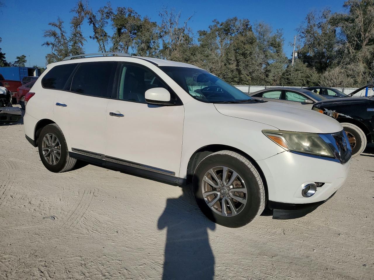 2013 NISSAN PATHFINDER
