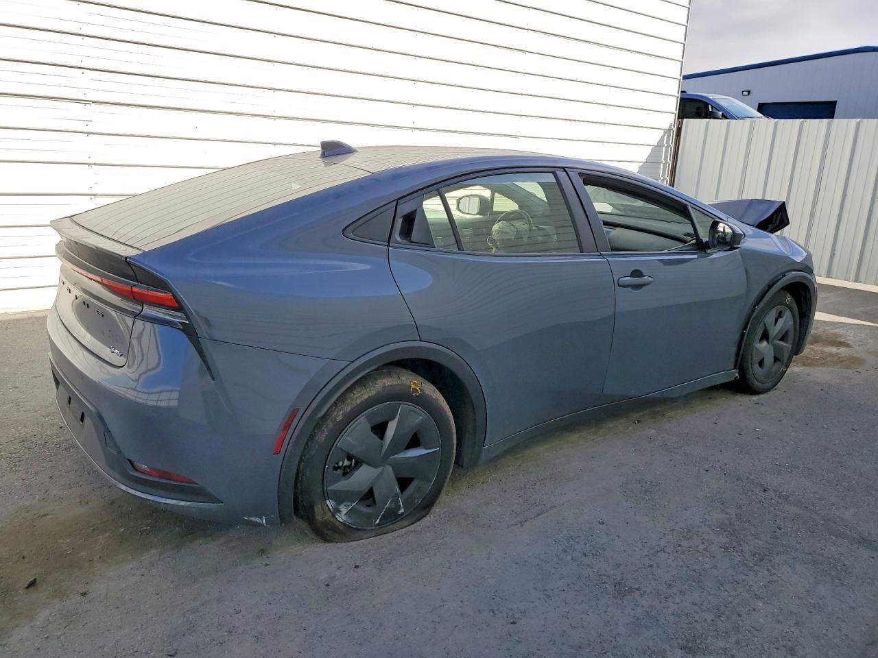 2024 TOYOTA PRIUS