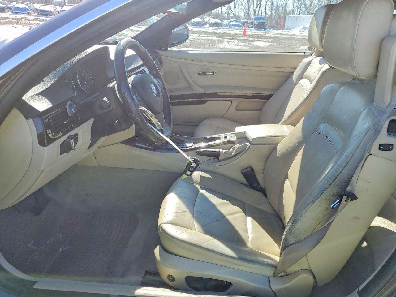 2011 BMW 3 SERIES