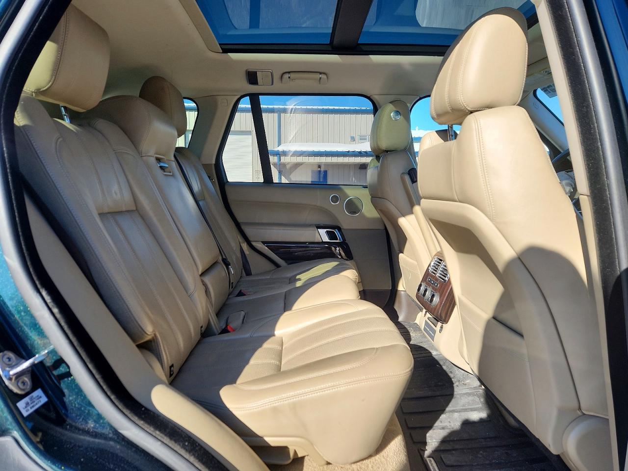 2017 LAND ROVER RANGE ROVER