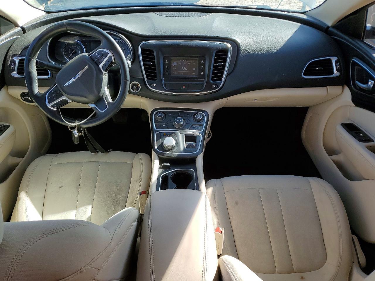 2016 CHRYSLER 200