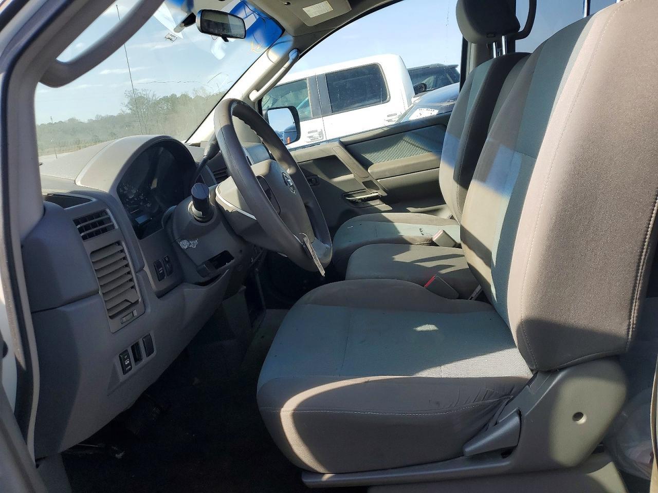 2006 NISSAN Titan