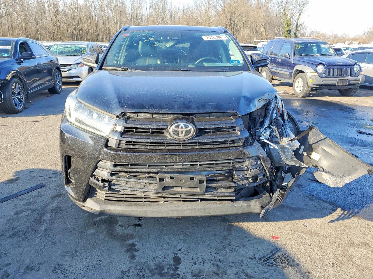 2019 TOYOTA HIGHLANDER