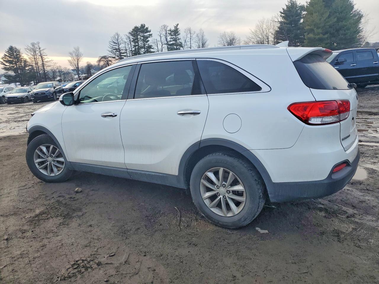 2016 KIA SORENTO