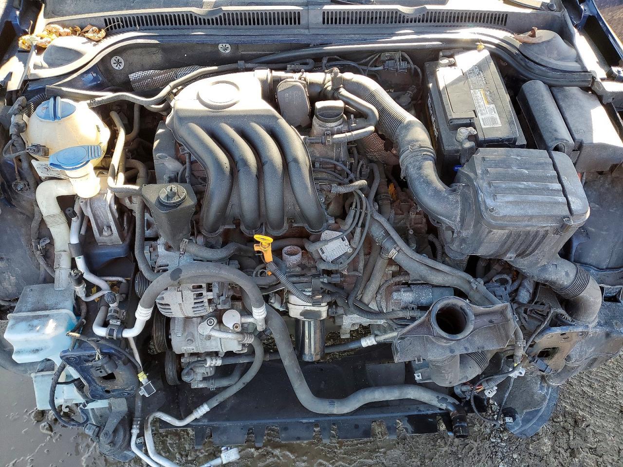 2013 VOLKSWAGEN JETTA