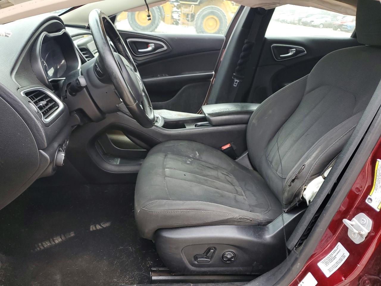 2016 CHRYSLER 200