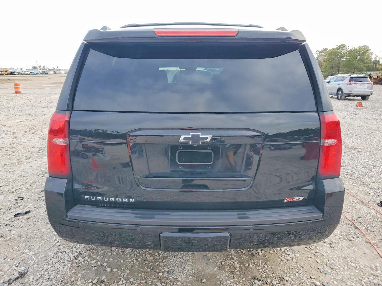 2018 CHEVROLET Suburban