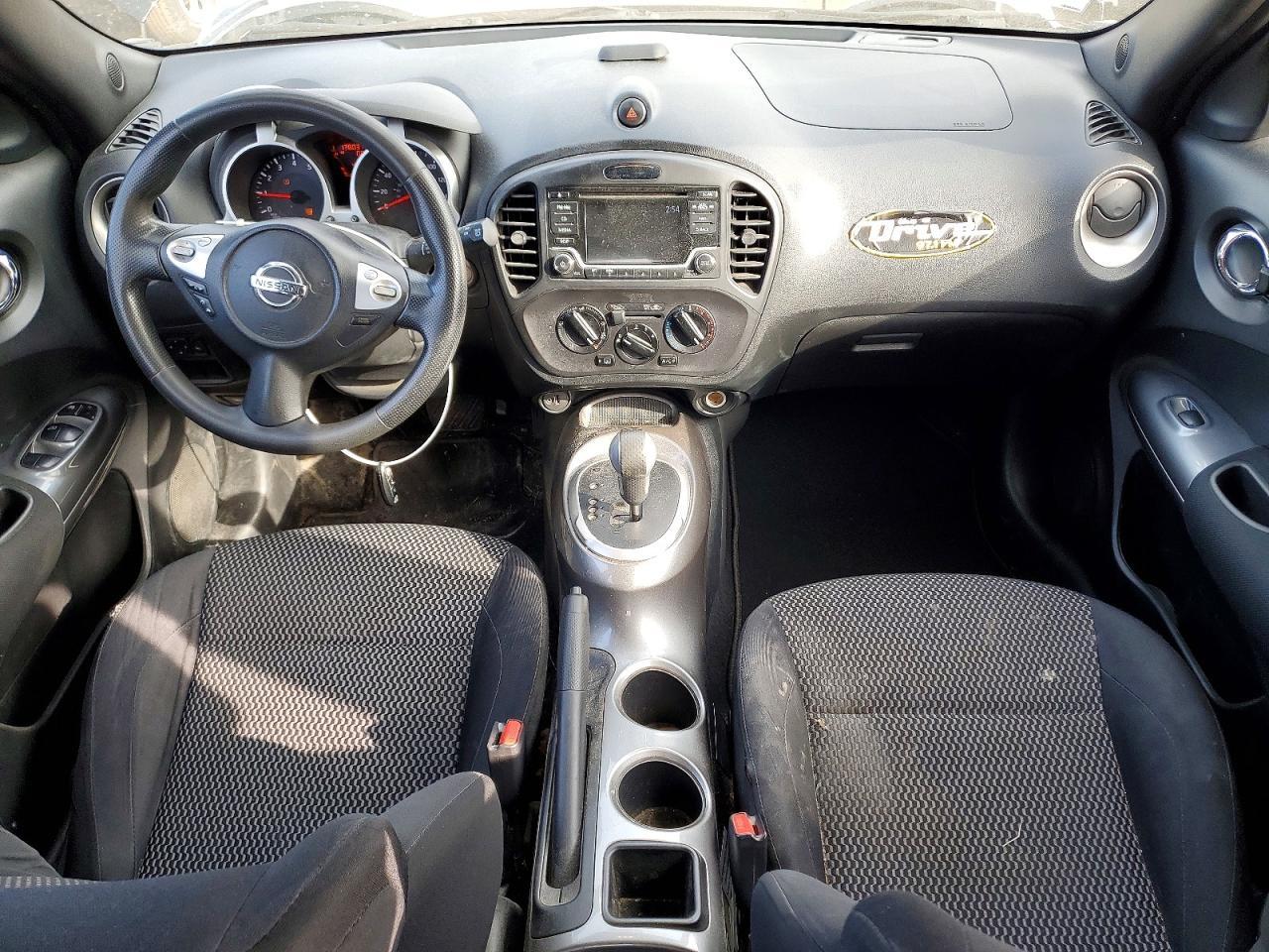 2015 NISSAN Juke