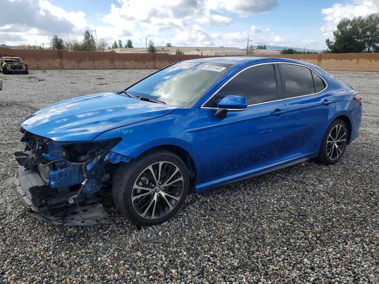 2018 TOYOTA CAMRY