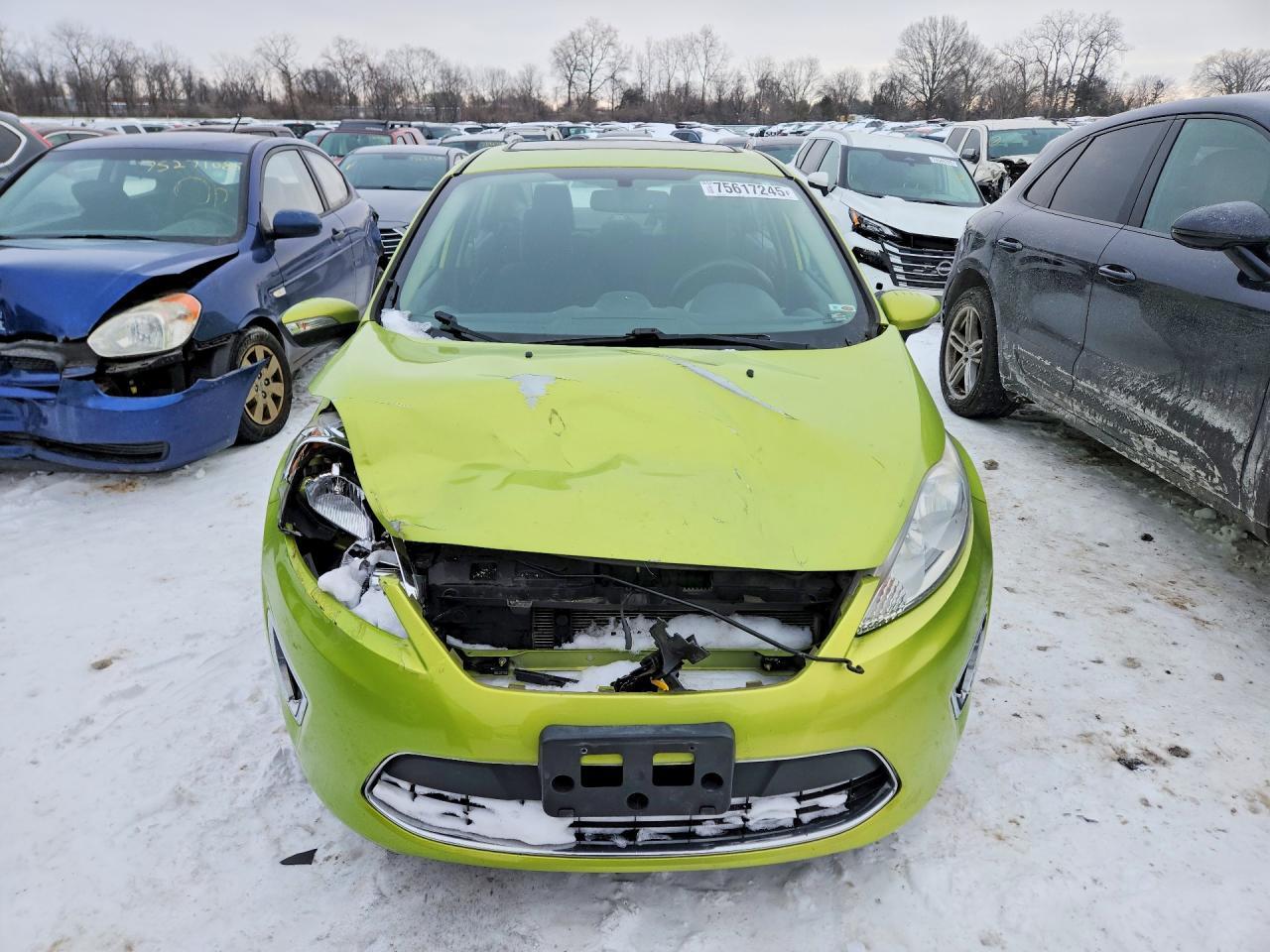 2011 FORD Fiesta
