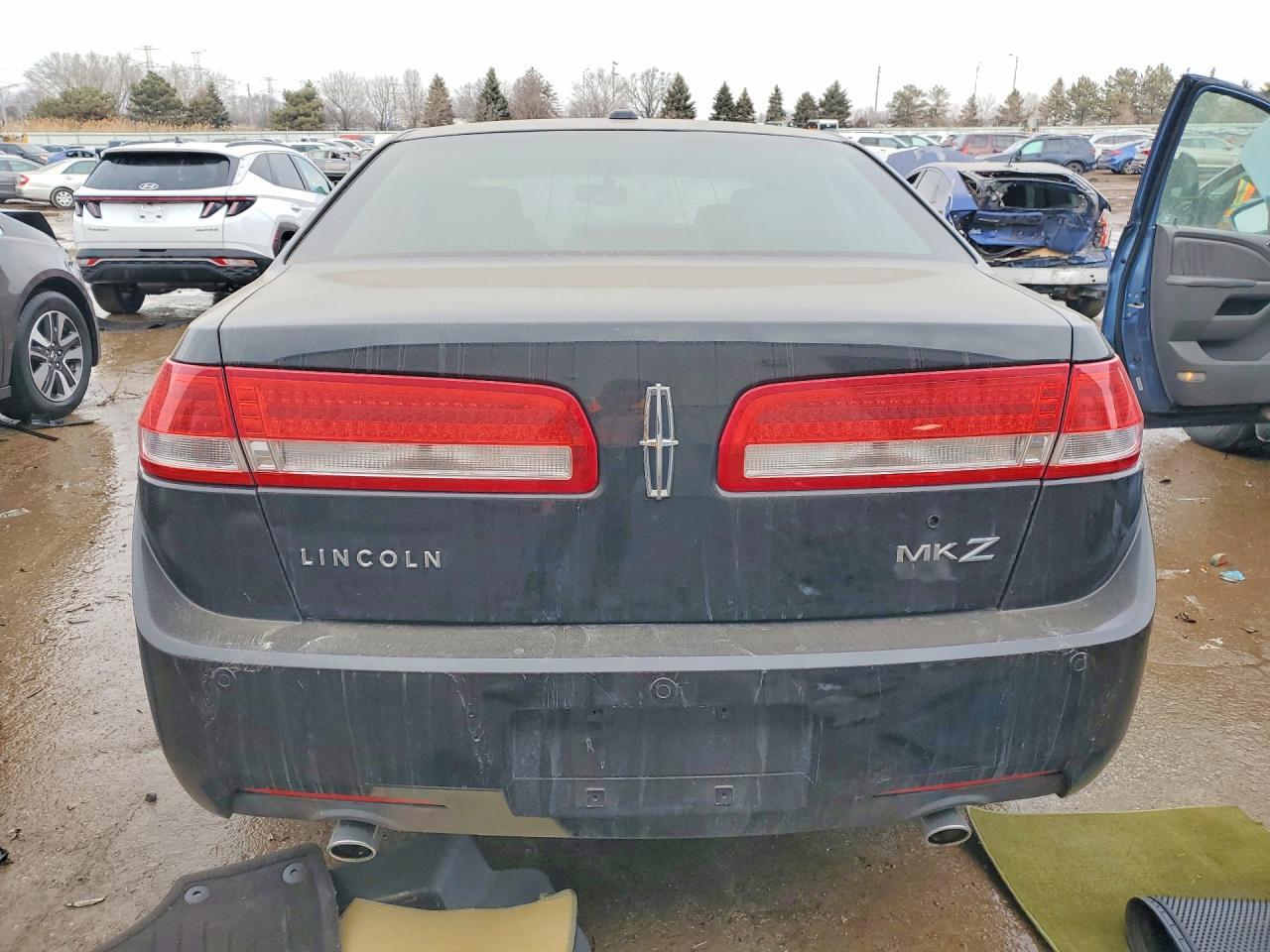 2011 LINCOLN MKZ