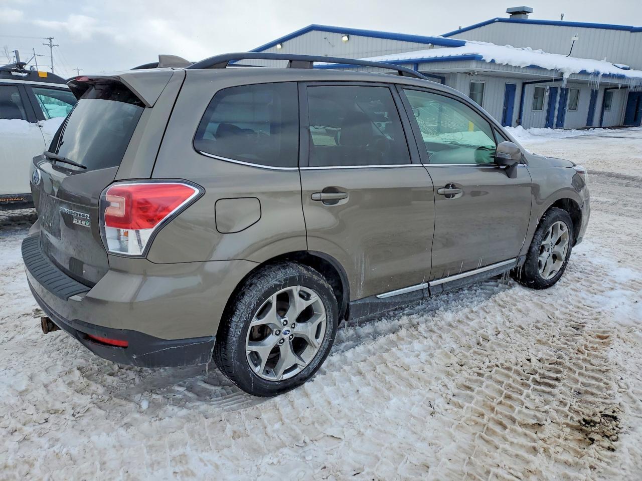 2017 SUBARU FORESTER