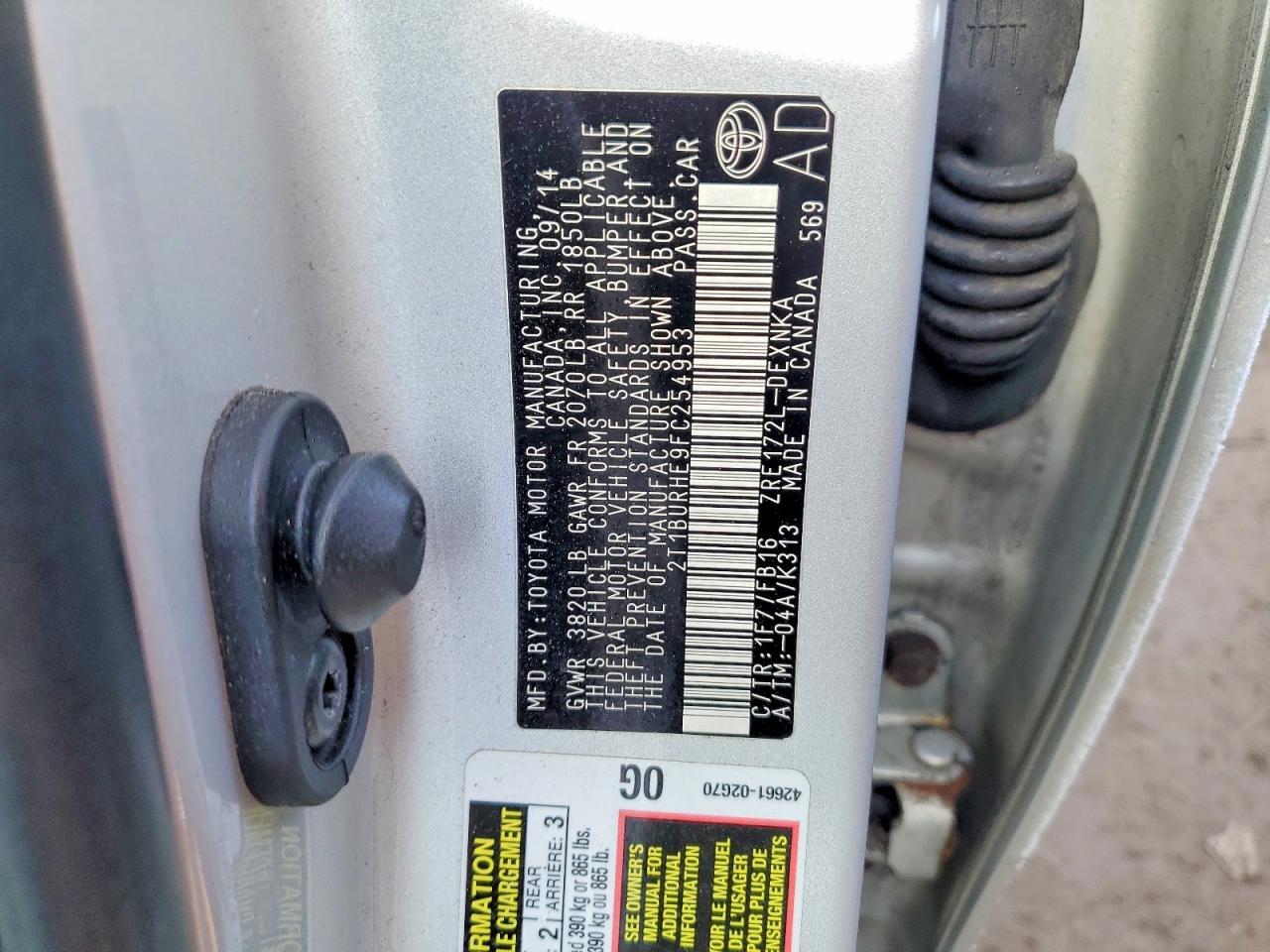 2015 TOYOTA COROLLA