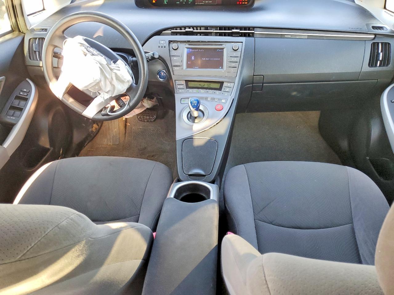 2012 TOYOTA PRIUS