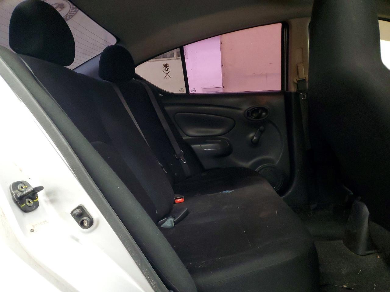 2012 NISSAN VERSA