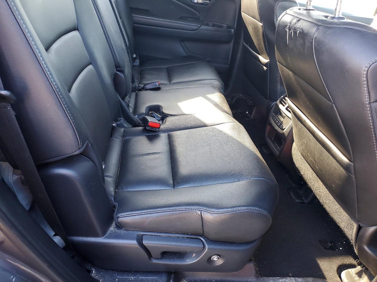 2017 HONDA PILOT