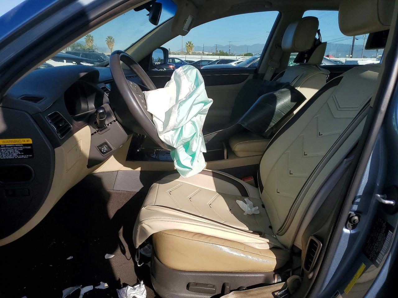 2009 HYUNDAI GENESIS