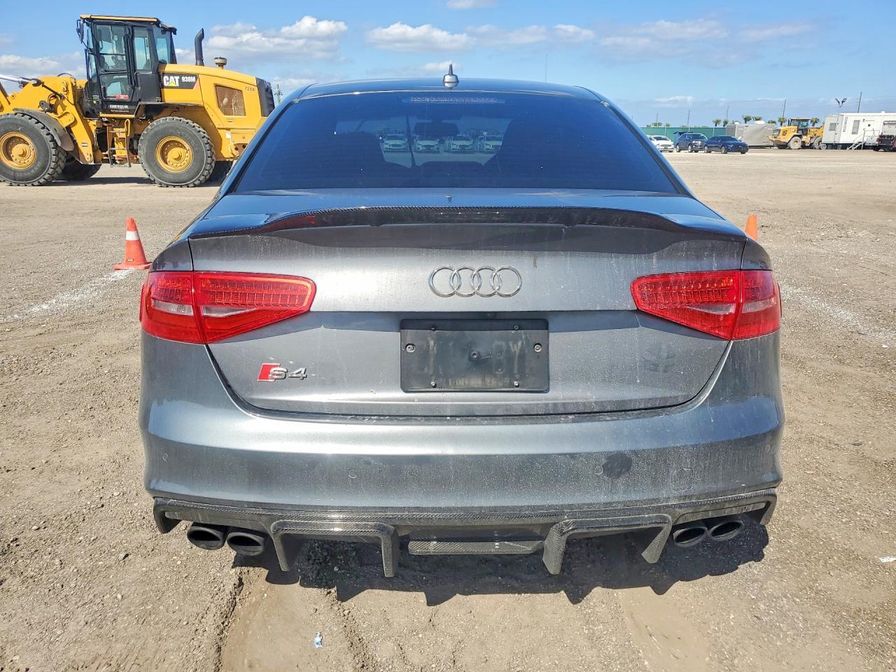 2015 AUDI S4