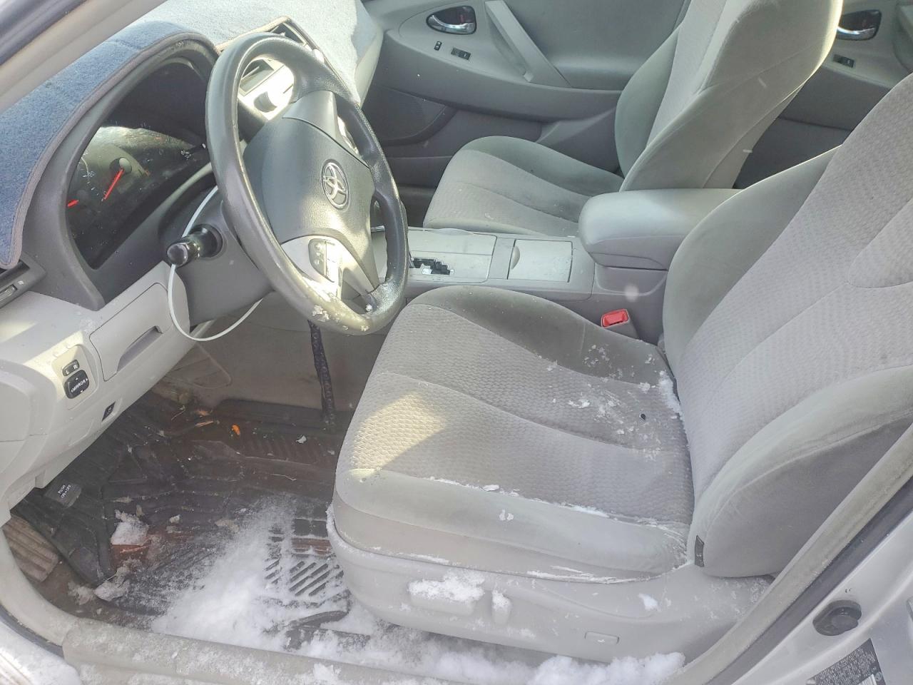 2010 TOYOTA CAMRY